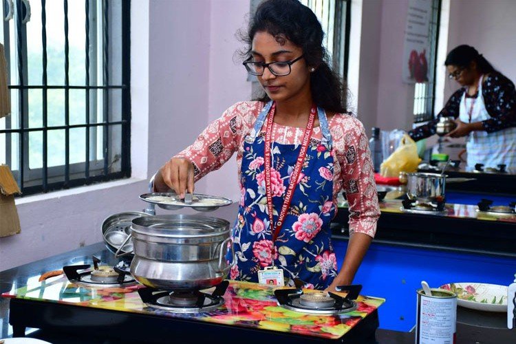 yoga-mother-terasa-kalvi_vision