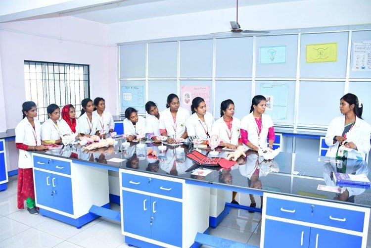 yoga-mother-terasa-kalvi_vision